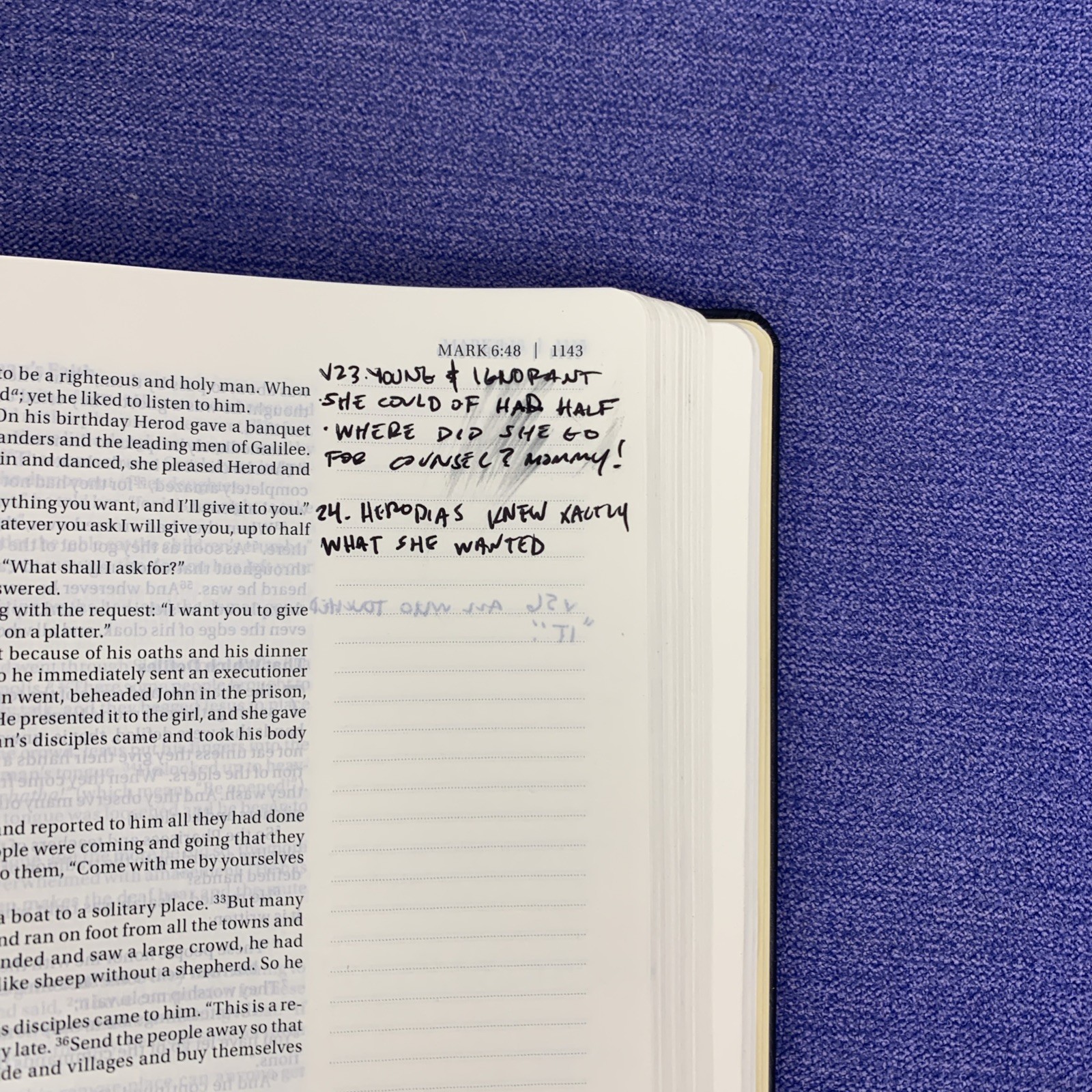 NIV, Journal the Word Bible, Hardcover, Black Zondervan